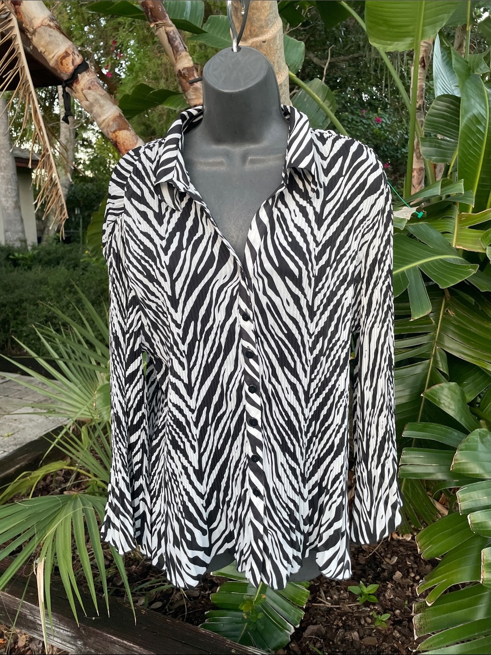 zebra print bell pleated blouse
